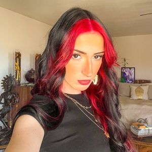 Meet your Posher, Caleigh